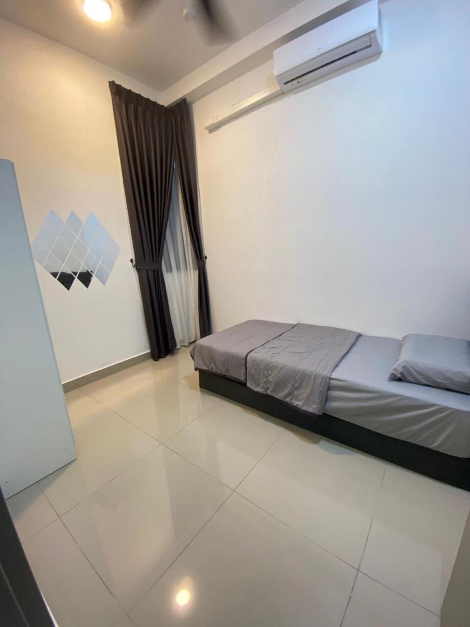 Mj Homestay 99 Batu Caves Kl North 99Residence 3R2B 吉隆坡 外观 照片